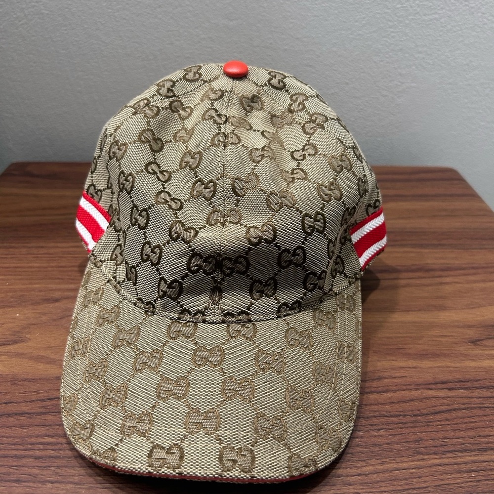 Gucci GG Monogram Red Web Stripe Beige Baseball Cap Hat Size M